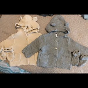 Gap knit sweater with matching booties